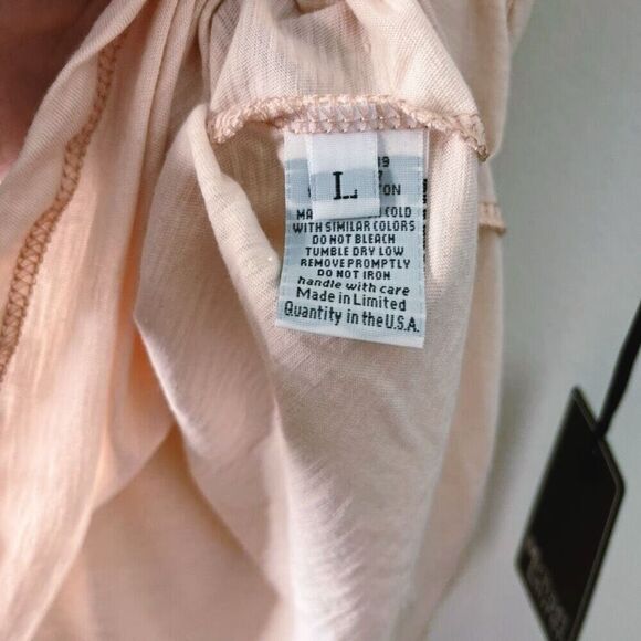 Michael Lauren Lansing Short Sleeve Boyfriend Tee Foil Mini Suns Peach Sz L NWT - Picture 9 of 15